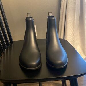Women’s Chelsea Rain Boots